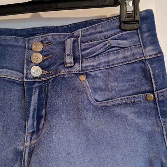 3/$20 / Kaba / Denim Shorts - Picture 3 of 7